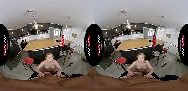  RealityLovers - Slutty blonde Cock Grinder